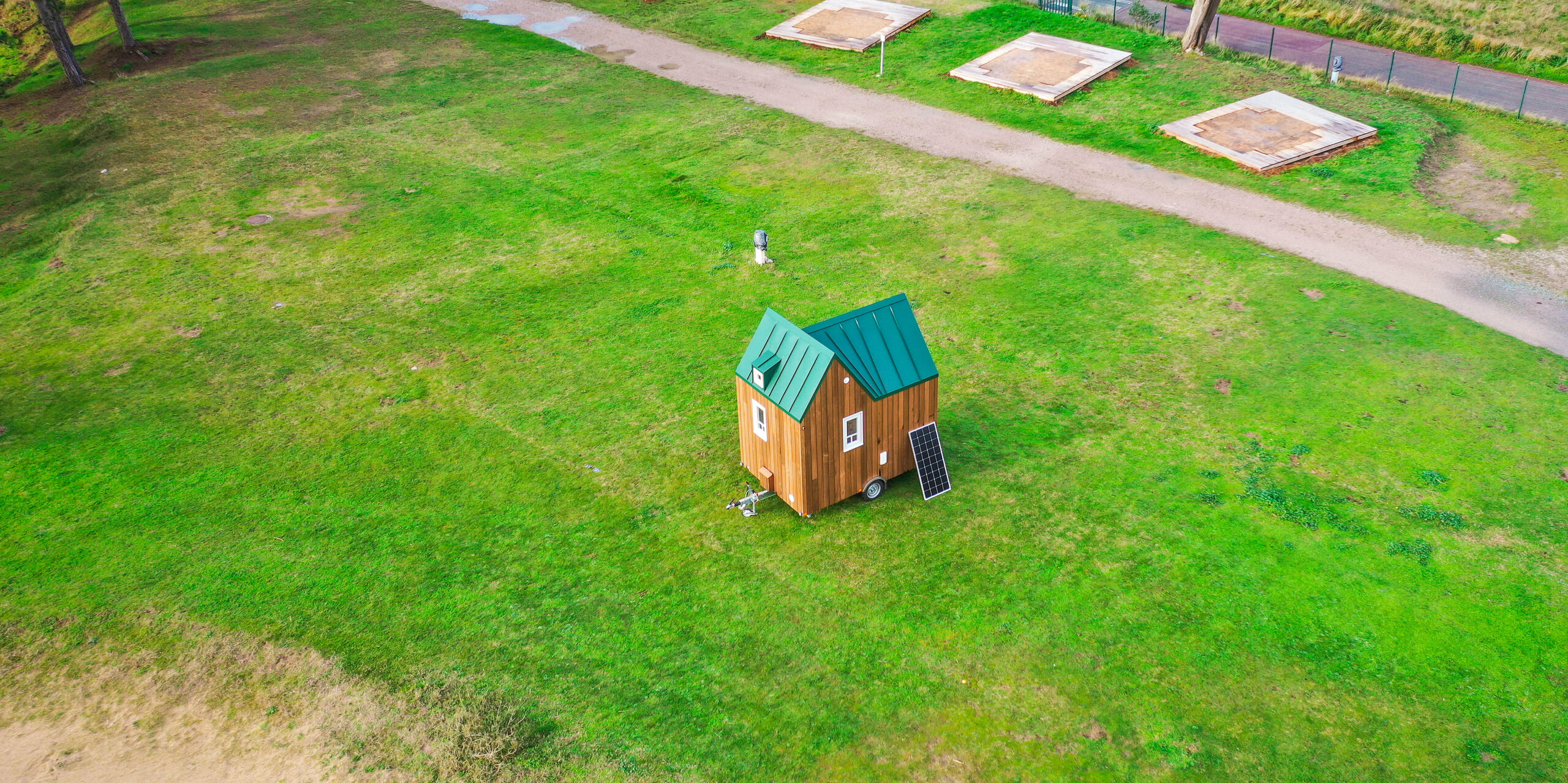 PREFALZ et FALZONAL sur les Tiny Houses mobiles et écologiques des Cahutes